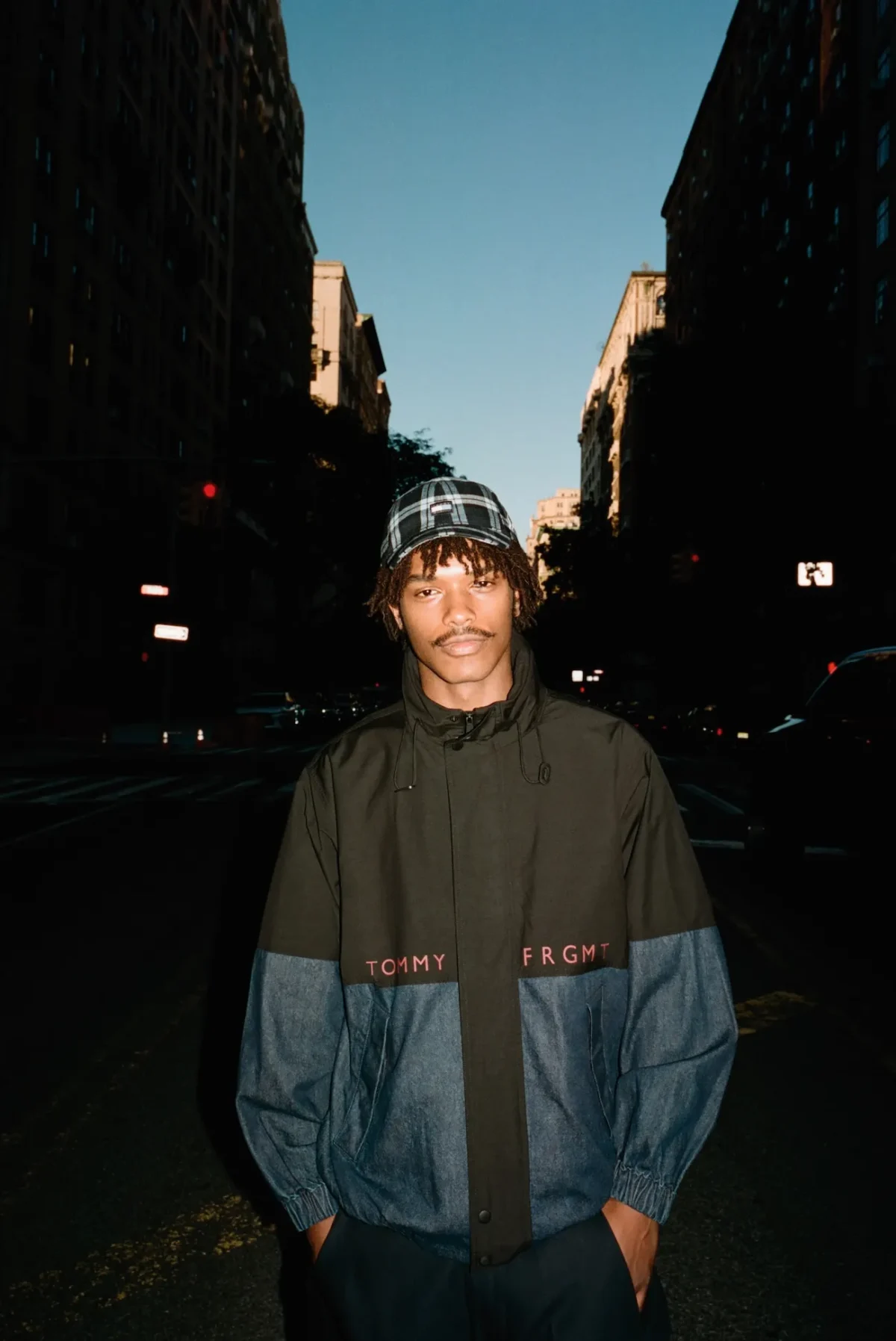 Tommy Hilfiger et FRGMT, le preppy new-yorkais revu par l’œil de Tokyo