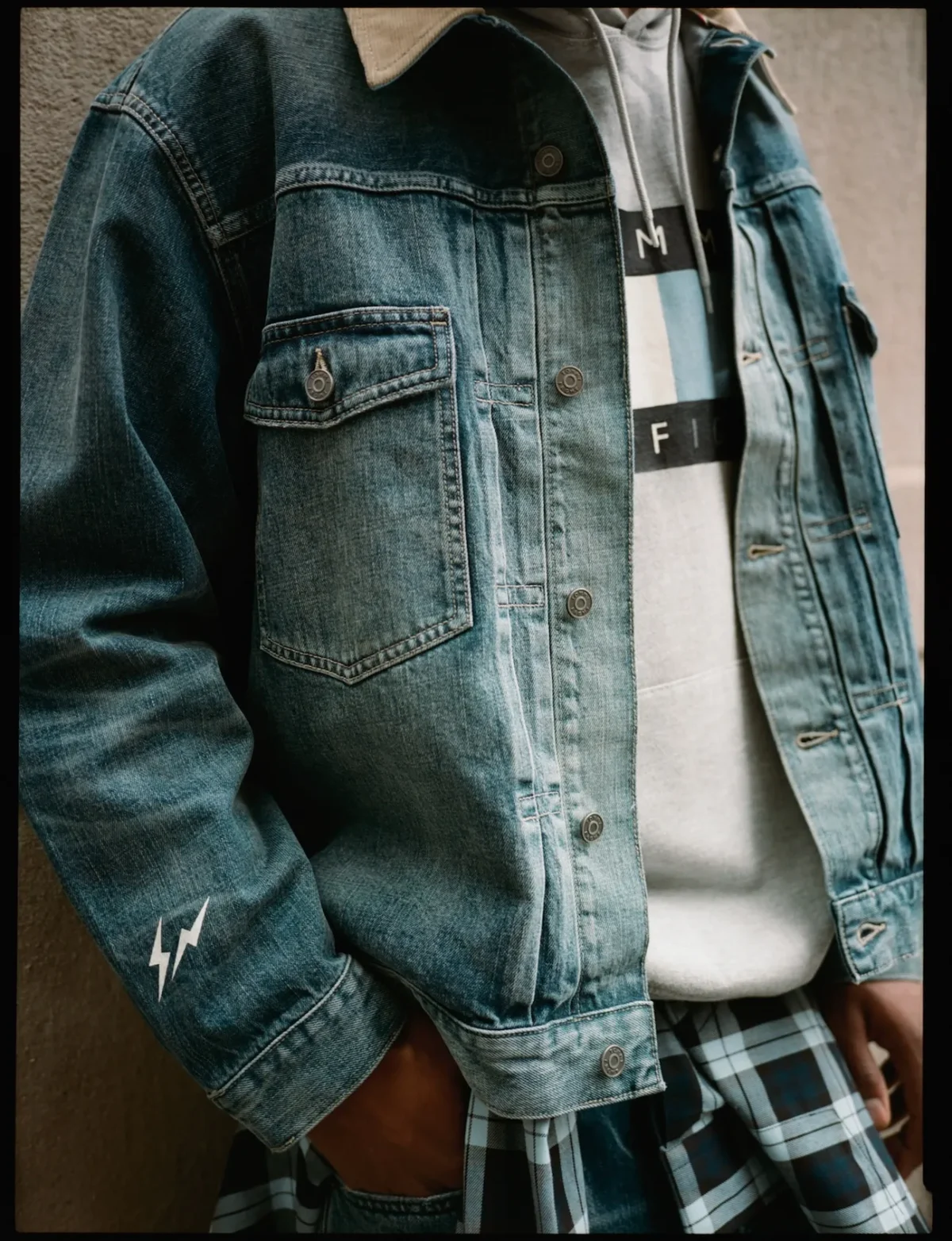 Tommy Hilfiger et FRGMT, le preppy new-yorkais revu par l’œil de Tokyo