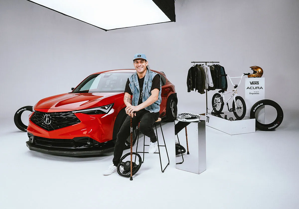 Vans x Coco Zurita Acura ADX CZ 77 Concept 13 Vans et le rider de BMX Coco Zurita signent une Authentic foudroyante et une SUV Acura ADX « CZ-77 Concept »