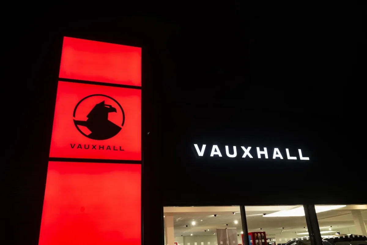 Vauxhall dépouille son griffon de son drapeau « V » et le prépare à briller sur l'électrique